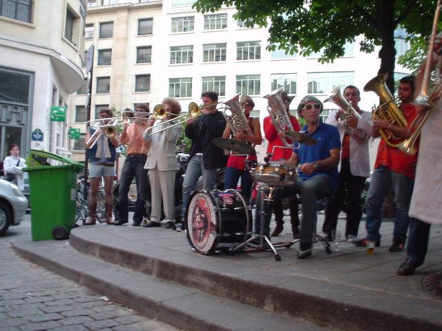 DSC00146brassbandD.JPG