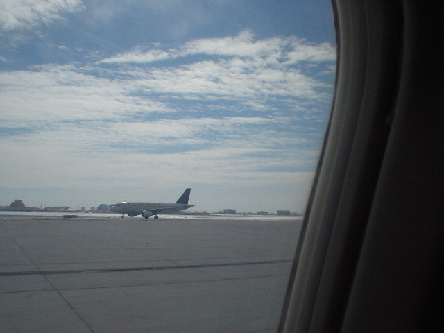 DSC03829airport.JPG