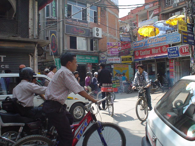 DSC00826thameltraffic.JPG