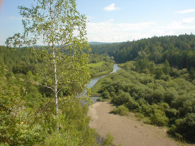 DSC04476rivervalley.JPG